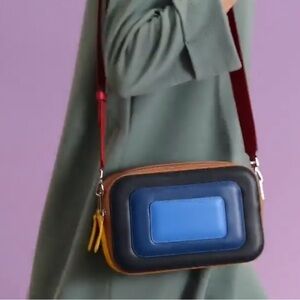 MLouye Art Deco Camera Bag NWOT